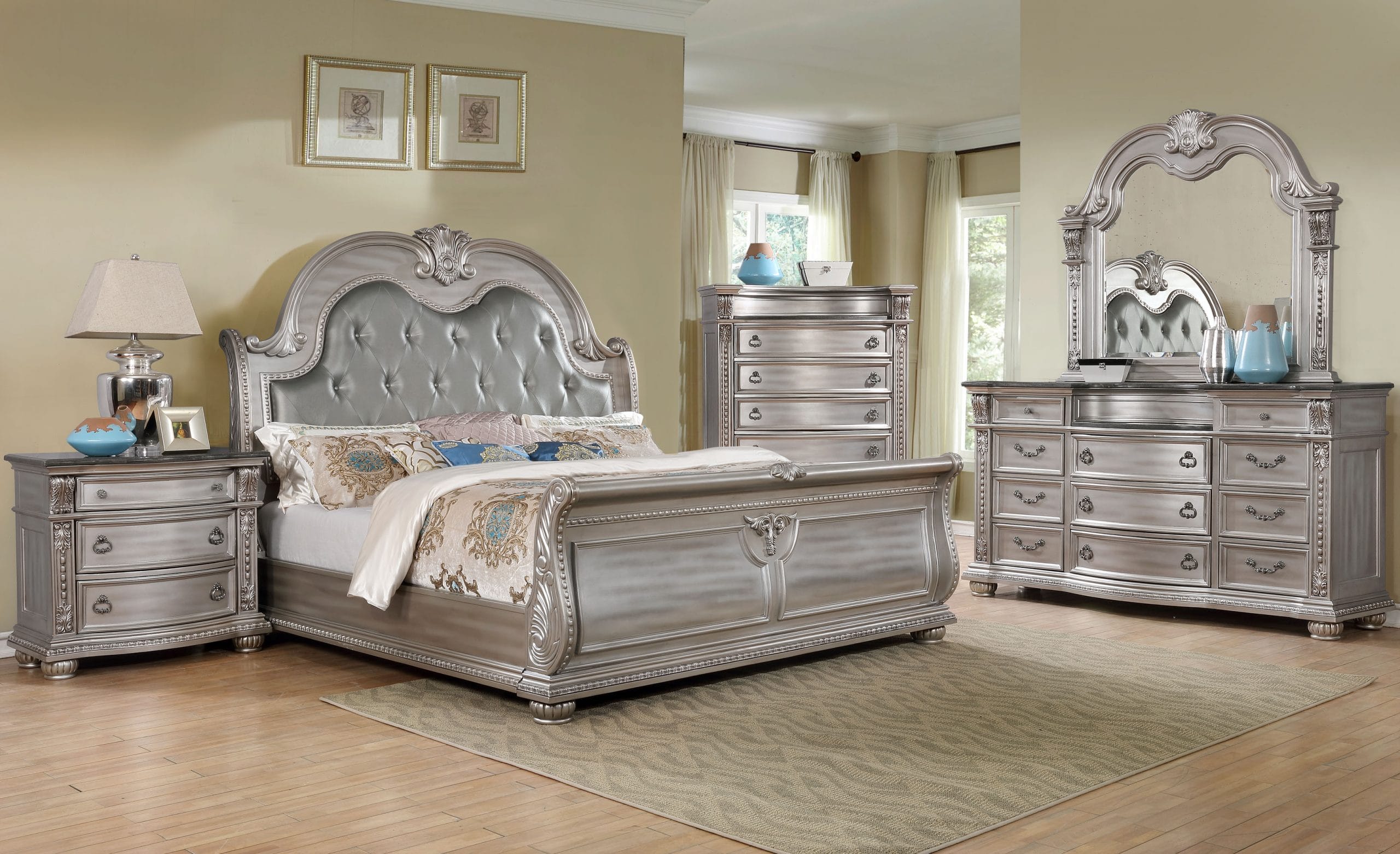 Martinee Bedroom Set