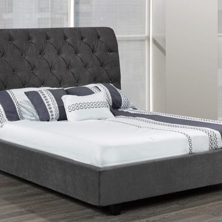 Alternative view of R177 Bed
