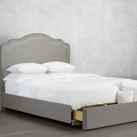 Alternative view of R193 Bed