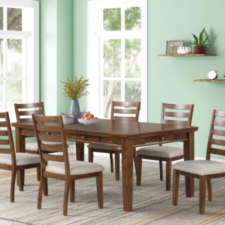 Lilly (D1550) Cherry