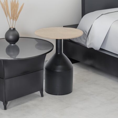 ACCENT TABLE - BLACK/GOLD