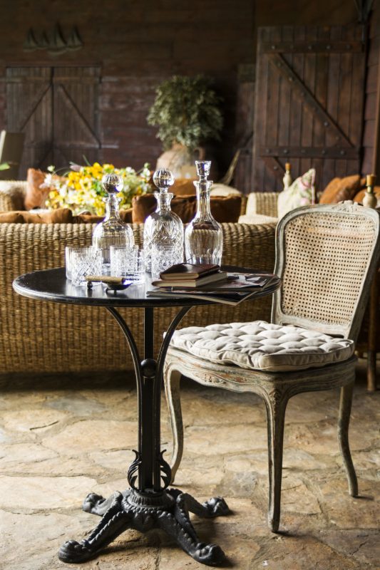 seasonal furniture