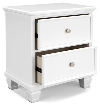 Fortman Queen Panel Bedroom Set - Image 15