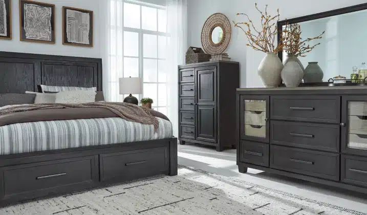 Foyland King Panel Storage Bedroom Set - Image 2