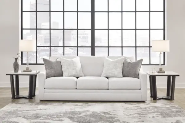 Alternative view of Maitelynn Sofa