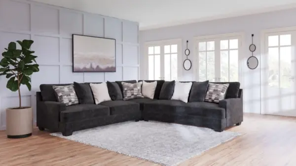 Alternative view of Lavernett 4-Piece Sectional