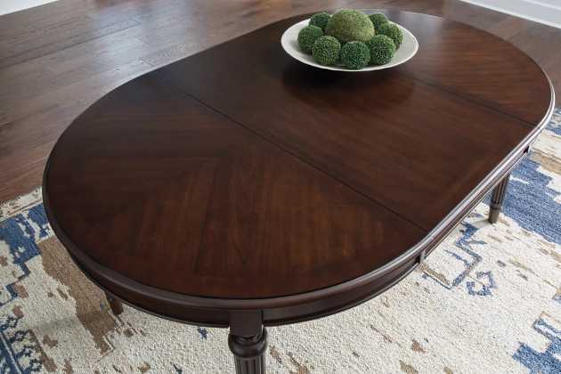 Lavinton Dining Table and 6 Chairs - Image 5
